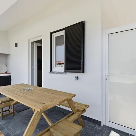 Maison Miramar - Pool & Confort Near The Center Ferienhaus Santa Cruz (Oeste)