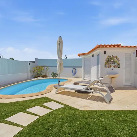 Casa de Férias Maison Miramar - Pool & Confort Near The Center *